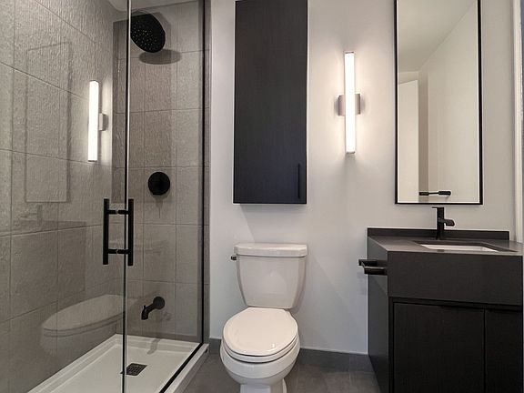 5th image of 91 Montclair Ave #522