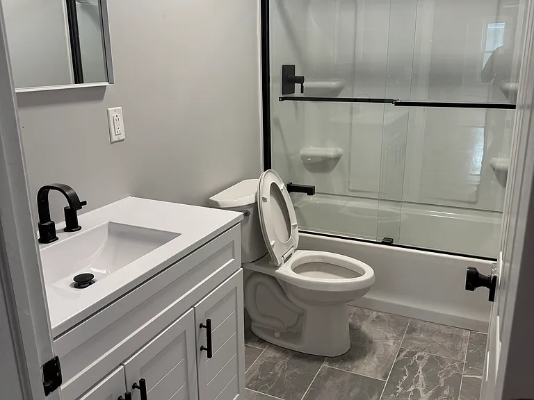 26 Willard St #2 — Photo 5