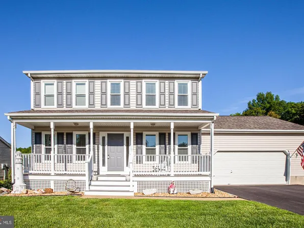 11704 Geranium St, Fredericksburg, VA 22407