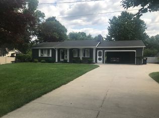 1450 52nd St SW, Wyoming, MI 49509