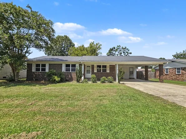 2907 Case St, Paragould, AR 72450