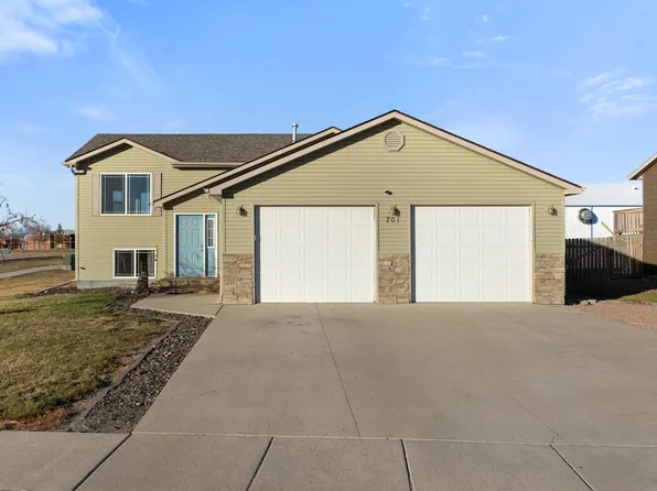 701 Radial Ln, Box Elder, SD 57719
