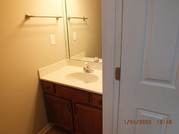 5th image of 3598 White Pine Dr