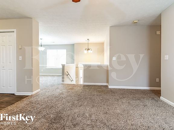 4th image of 204 Whistleville Ct