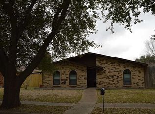 2621 Emberwood Dr, Garland, TX 75043