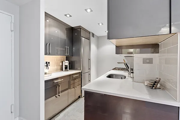 Sold by Compass | media 2
