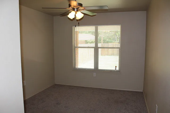1607 Avenue Y — Photo 10