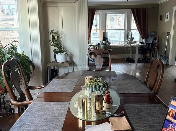 5 Boulevard Ter, Brighton, MA