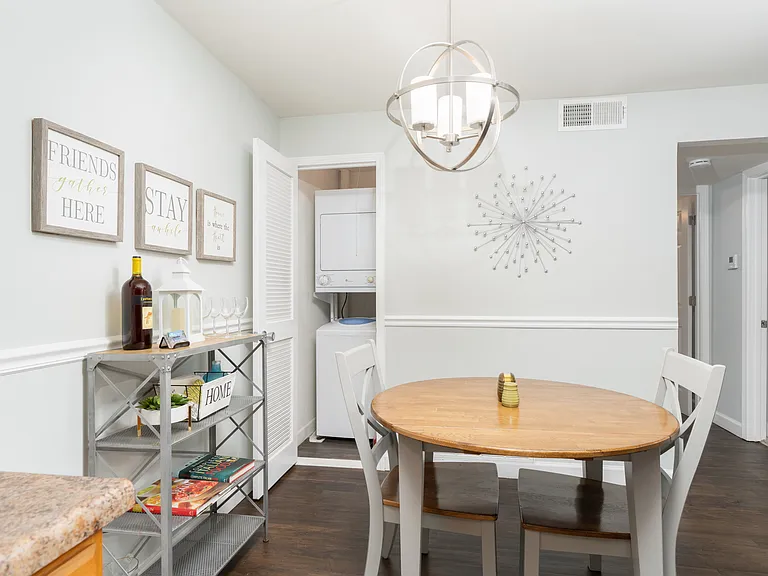 Pearl - One Bedroom