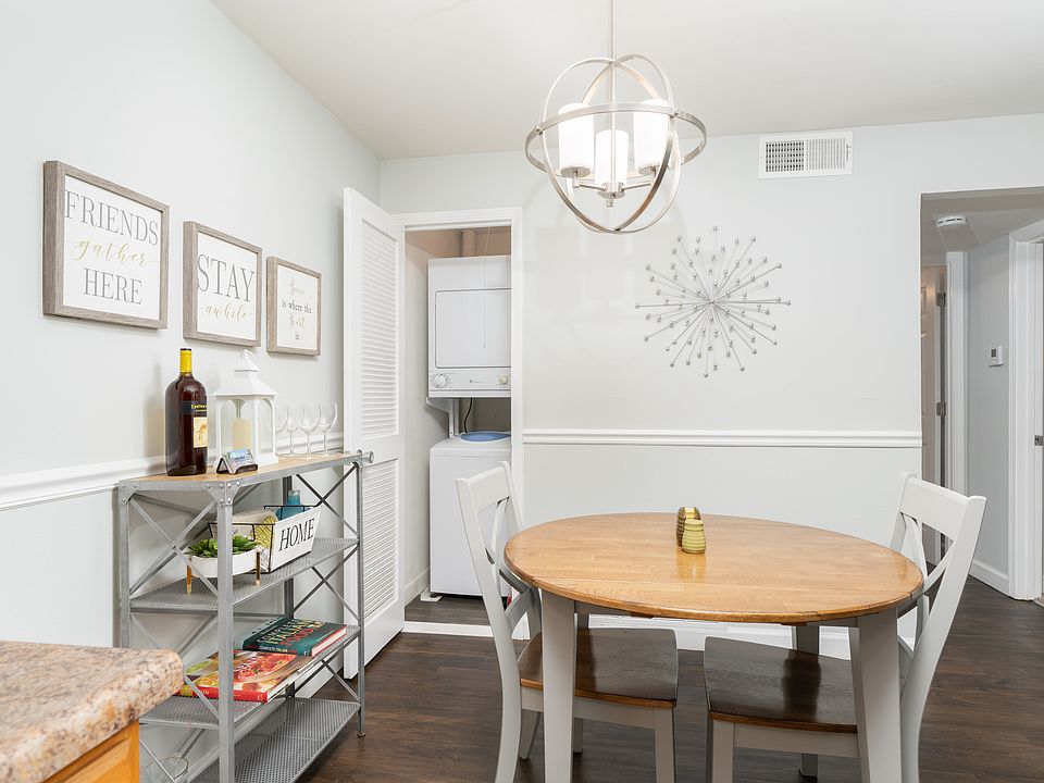 Pearl - One Bedroom