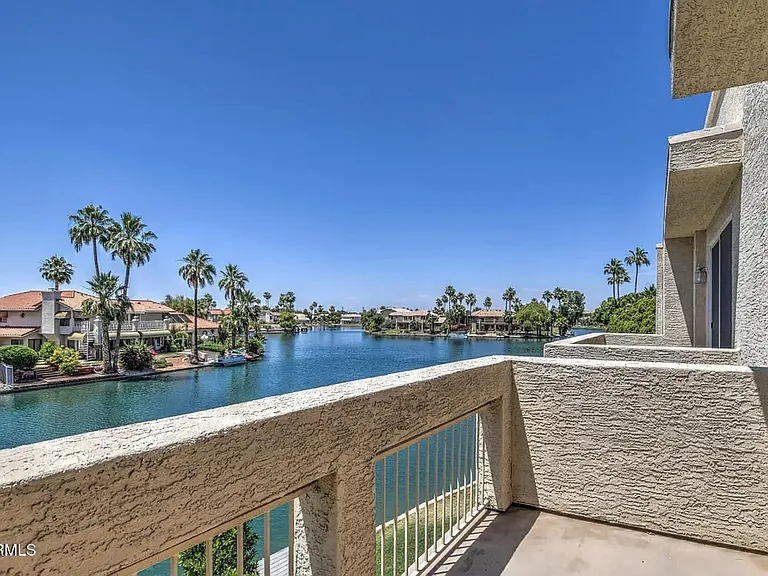 1442 W Coral Reef Dr — Photo 8