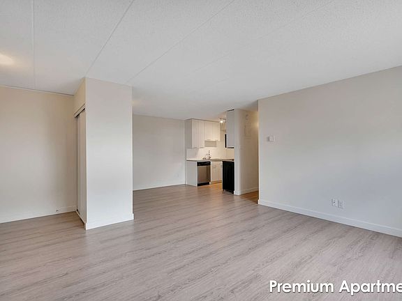 4th image of 41 Munroe Pl #772423