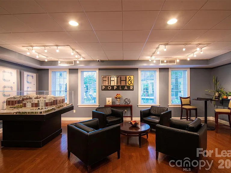 300 W 5th St #439 — Photo 24