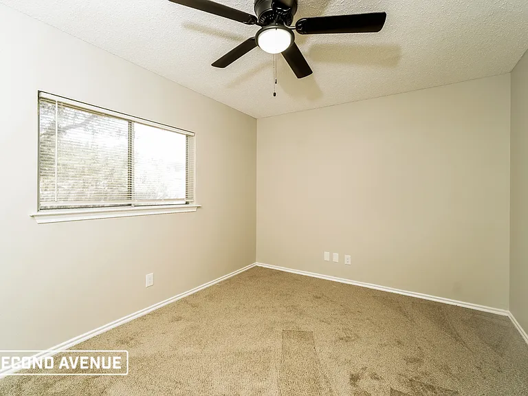 9410 Fulwood Trl — Photo 13