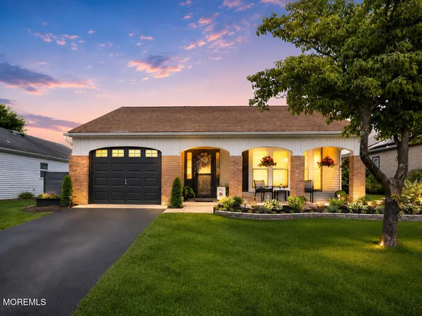 8 Dorset Road, Manchester, NJ 08759