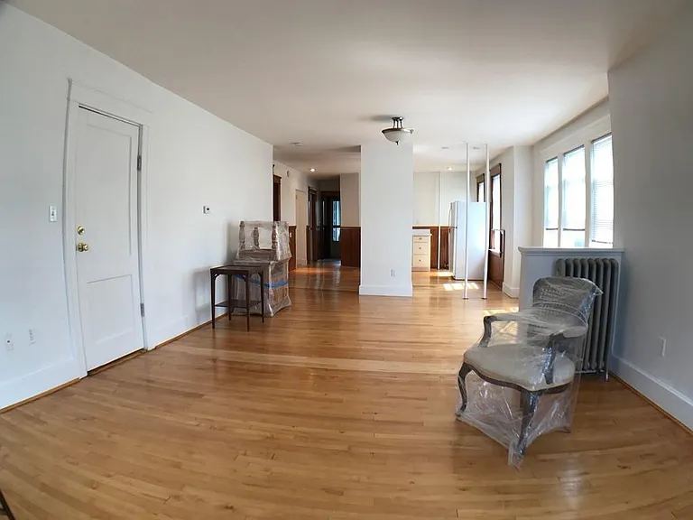 7 Jones St #3 — Photo 10