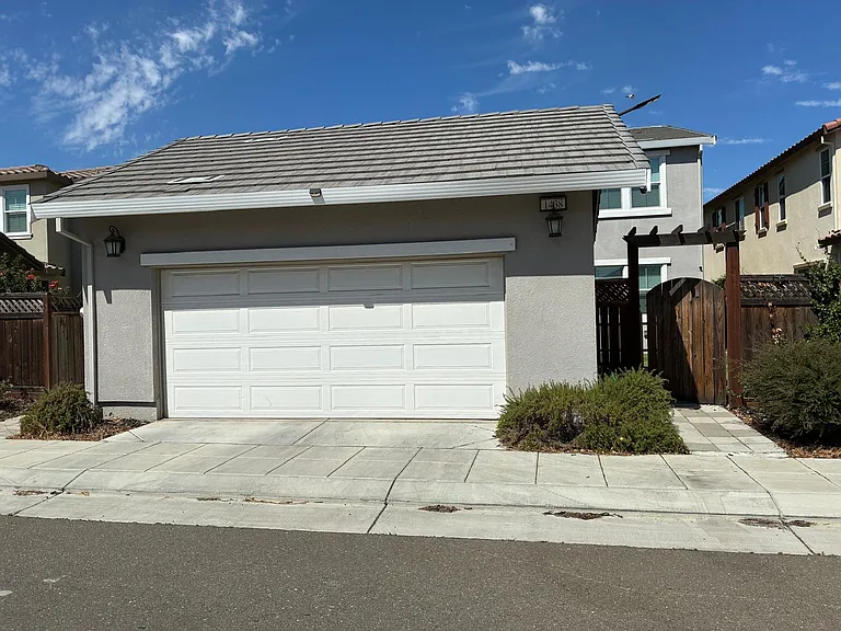 1438 S Bella Vita St — Photo 10