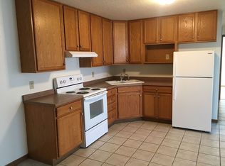 150 Sumner St APT 1, La Crosse, WI 54603