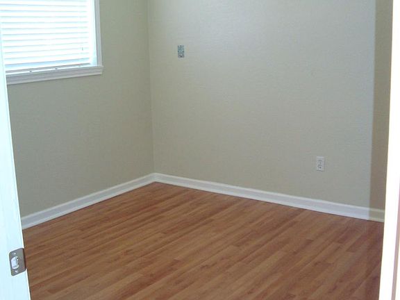 5th image of 16123 Barcelona Dr