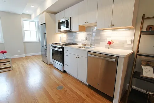 89 Prescott St #D Photo 1
