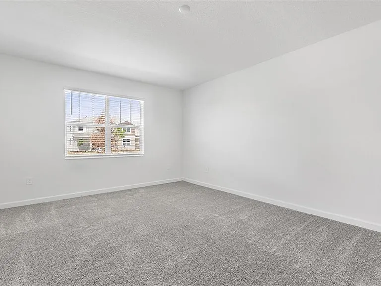 3039 Addison Blvd — Photo 3