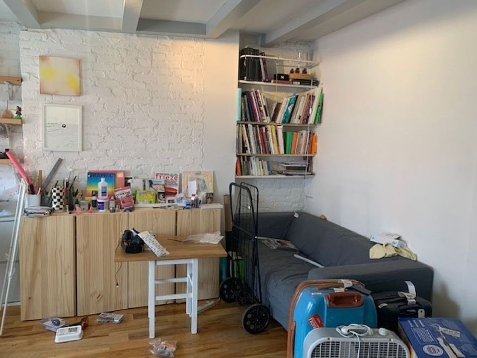1st image of 101 Vernon Ave #4B