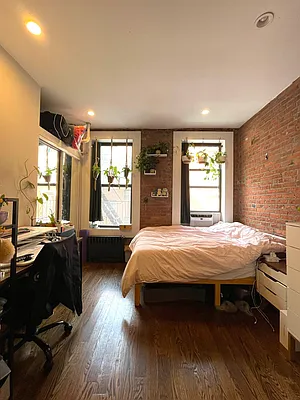 Rented by Douglas Elliman | media 12