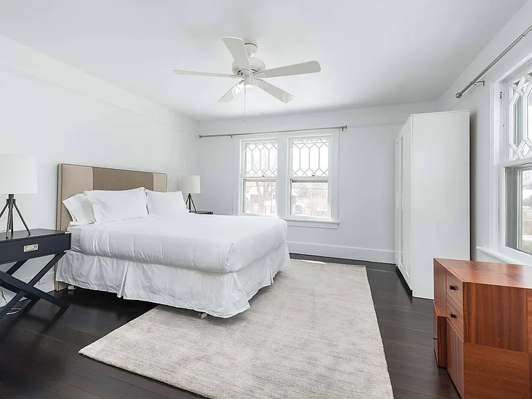 40 Cooper Ln — Photo 18