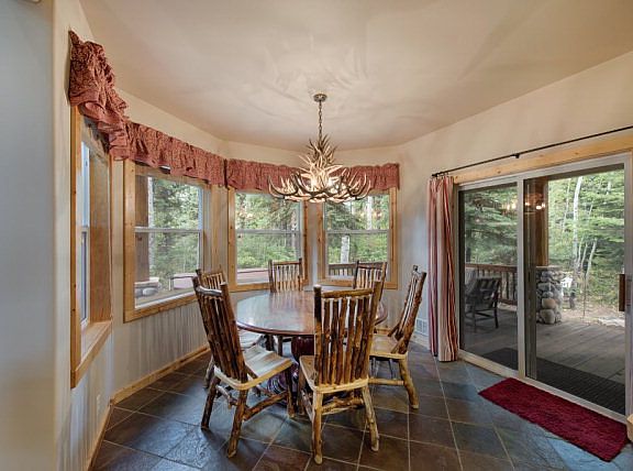 5th image of 1140 Majestic View Dr