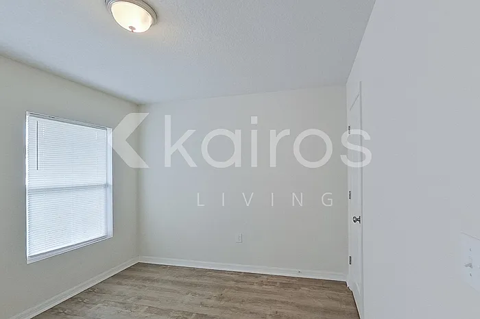 10117 Elgin Blvd — Photo 8