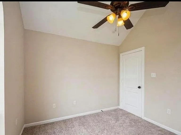 24561 Fair Weather Dr — Photo 10