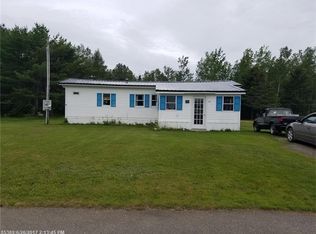 44 Story St, Washburn, ME 04786