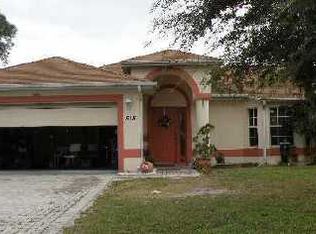 518 NW Archer Ave, Port Saint Lucie, FL 34983