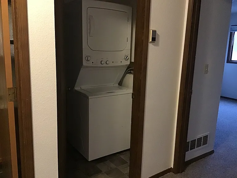 2200 Sentry Dr #13 — Photo 2