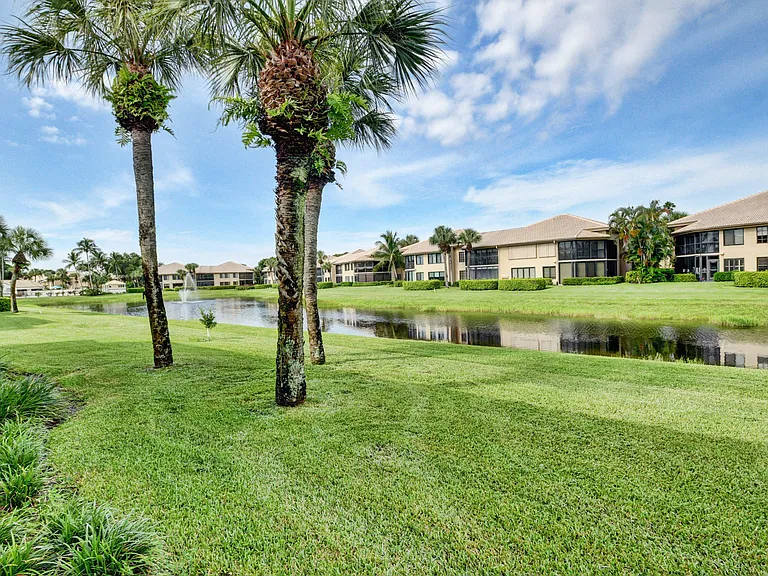 15711 Loch Maree Ln #4702 — Photo 24