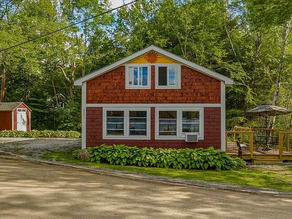 2nd image of 3302 Pond Road