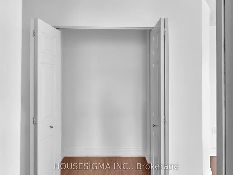 7 Picton St #601 — Photo 13
