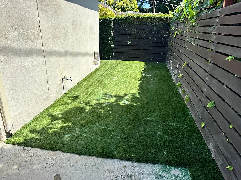 11336 Montana Ave — Photo 48