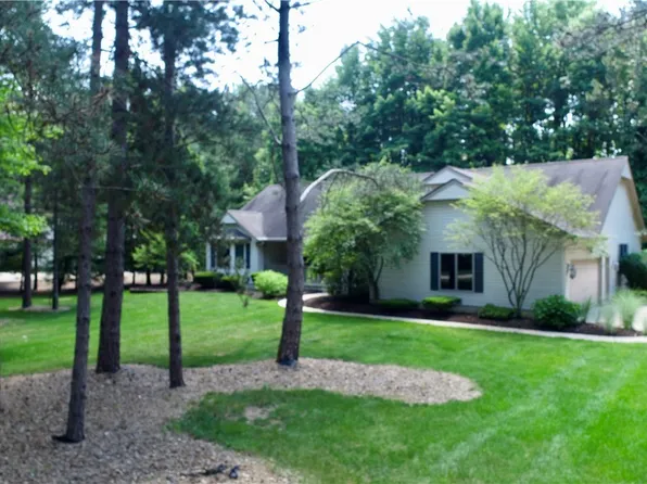 1665 Rivers Edge Dr, Valley City, OH 44280