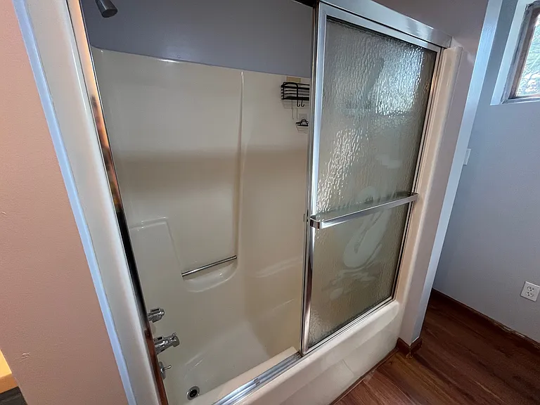 1816 Buena Vista St #1 — Photo 26