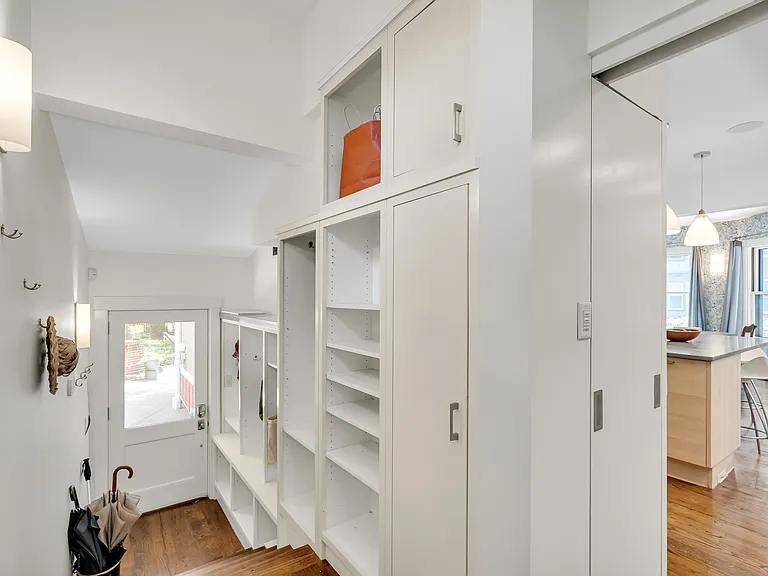 64 Gorham St #64 — Photo 29