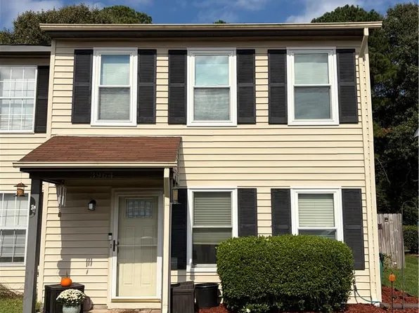 3964 Roebling Ln, Virginia Beach, VA 23452
