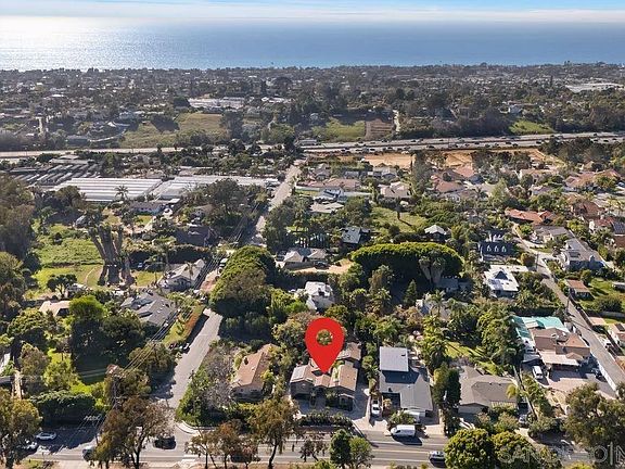 2nd image of 526 Saxony Rd