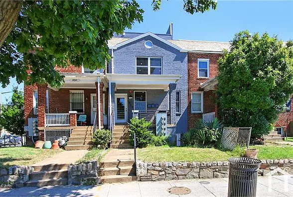 1822 C St NE #1 — Photo 1