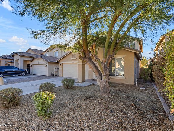 3rd image of 44263 W PALMEN Drive