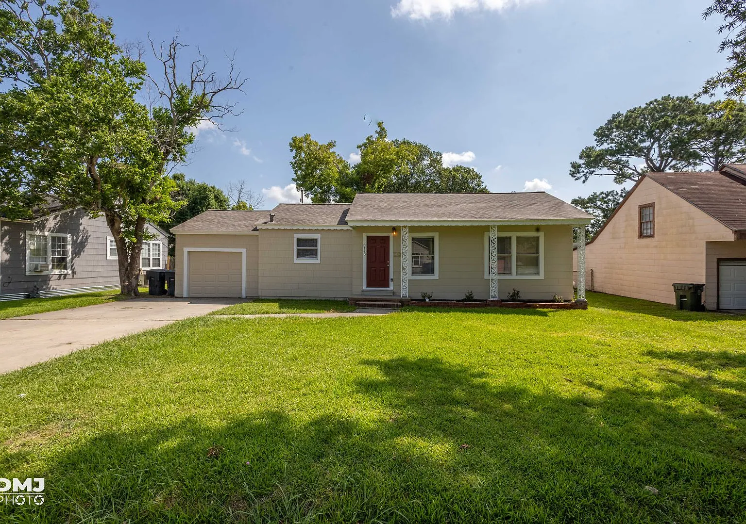 Move in Ready and pricced to GO!! 3 Bed / 2 Bath in 77619! — Photo 3