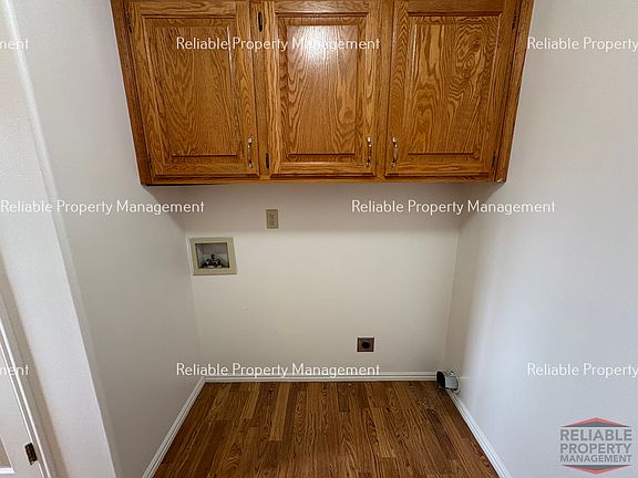 5th image of 1322 Walstrom Ln