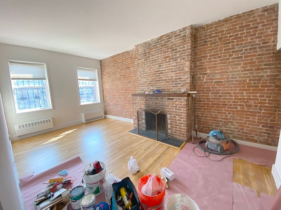 1st image of 36 W 76th St #4B