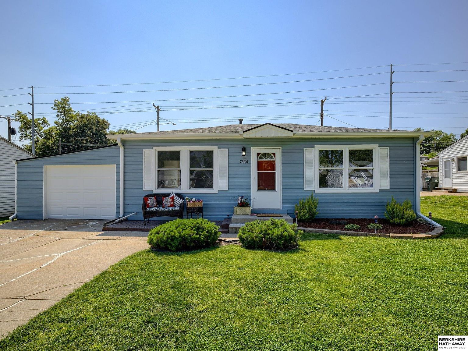 7336 S 71st Ave, La Vista, NE 68128 | Zillow