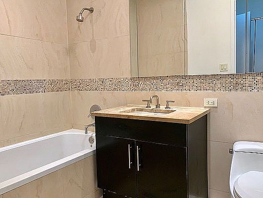 4th image of 325 5th Ave APT 9D